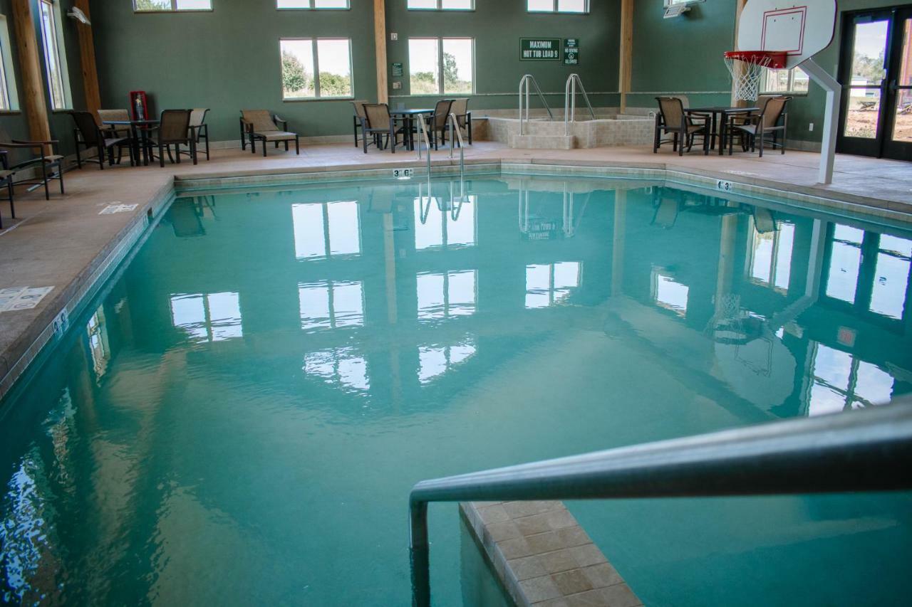 The Lodge At Mauston מראה חיצוני תמונה